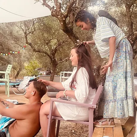 אתר קמפינג Mesa Vrysi ואסיליקי